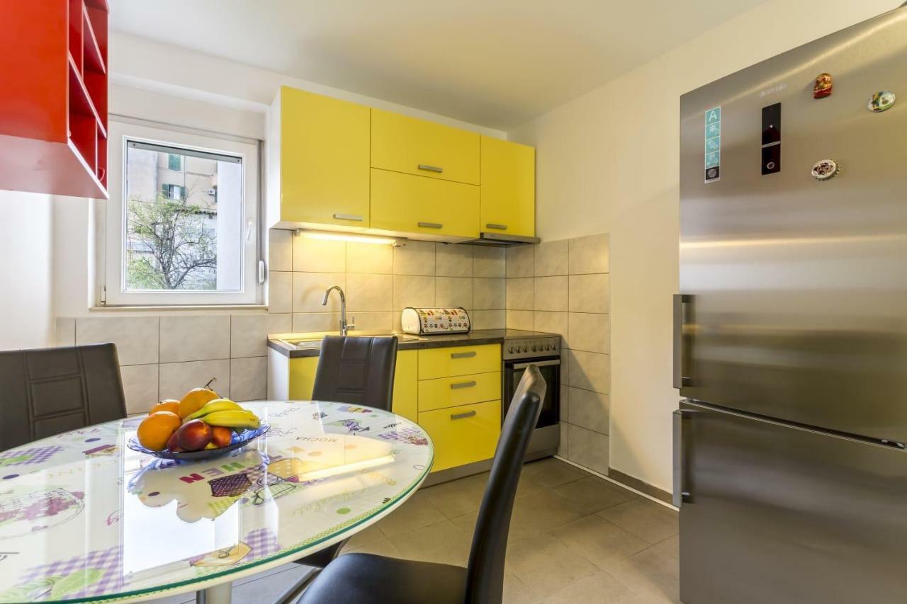 Sweet Escape Apartment สปลิท ภายนอก รูปภาพ